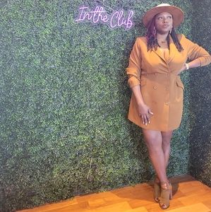 Meet your Posher, Sheronda